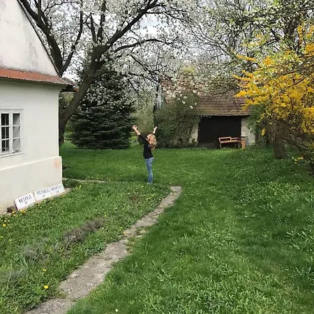 Romantická Chalúpka Na Polosamote * Plavecky Peter