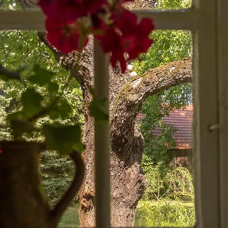 Casa de Férias Romantická Chalúpka Na Polosamote *