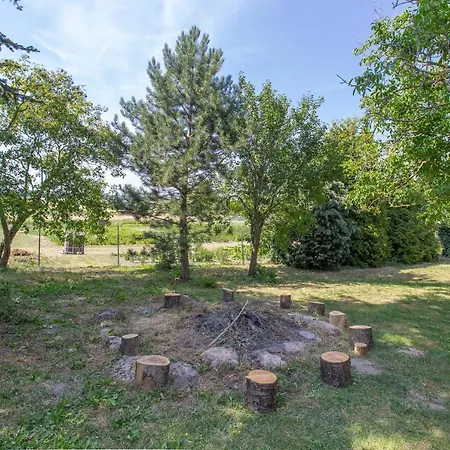 Romantická Chalúpka Na Polosamote Plavecky Peter