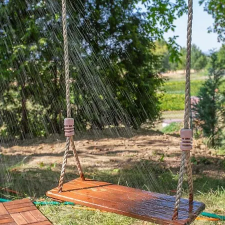 Romantická Chalúpka Na Polosamote