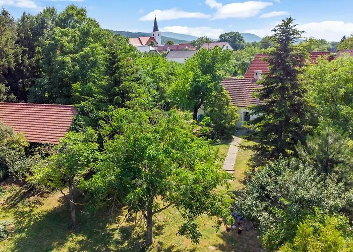 Romanticka Chalupka Na Polosamote * Plavecky Peter