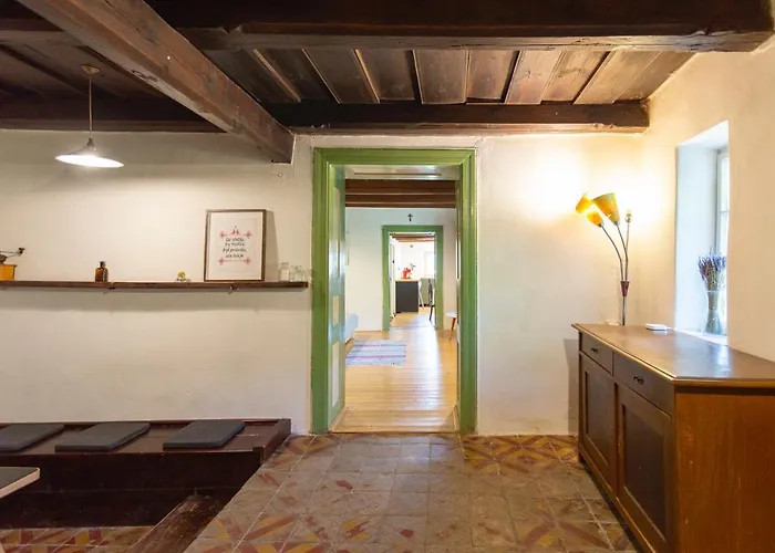 Romanticka Chalupka Na Polosamote Ferienhaus *