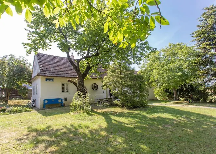 Romanticka Chalupka Na Polosamote Ferienhaus *