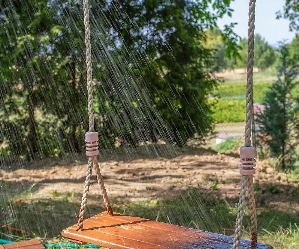 Romanticka Chalupka Na Polosamote